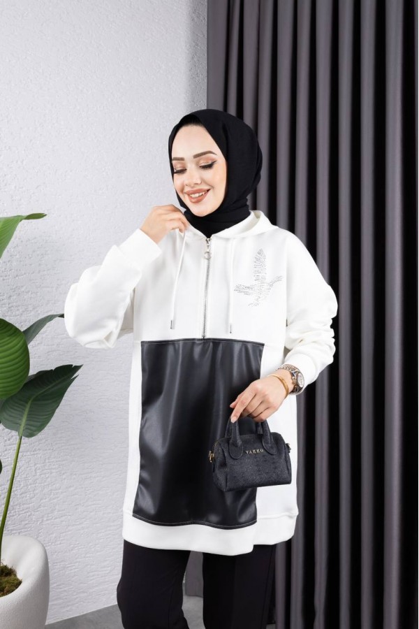 KAPÜŞONLU FERMUARLI TAŞ DETAYLİ TUNİK BEYAZ