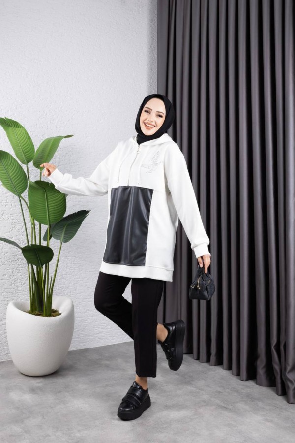 KAPÜŞONLU FERMUARLI TAŞ DETAYLİ TUNİK BEYAZ