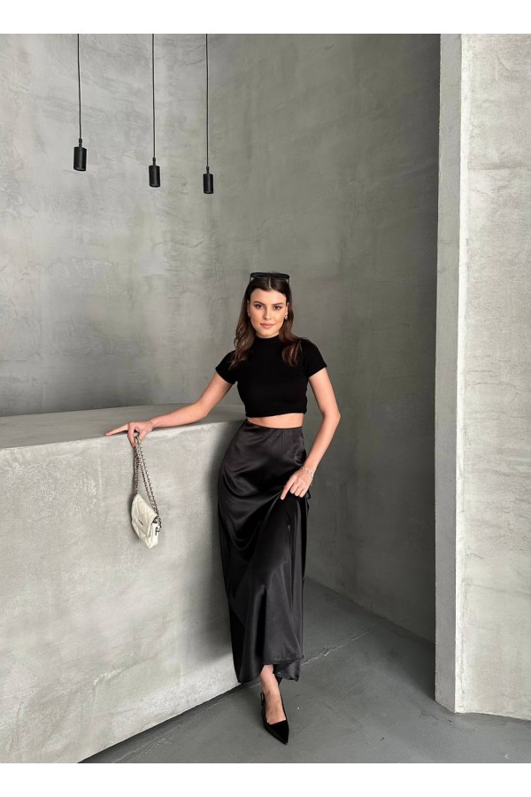 DÜZ SATEN DAR KESİMLİ BELİ LASTİKLİ ETEK