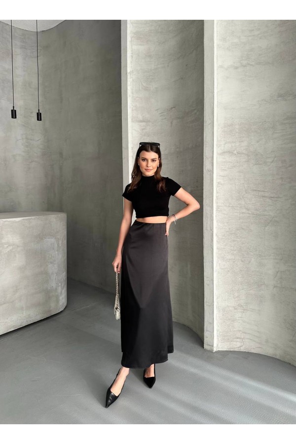 DÜZ SATEN DAR KESİMLİ BELİ LASTİKLİ ETEK 